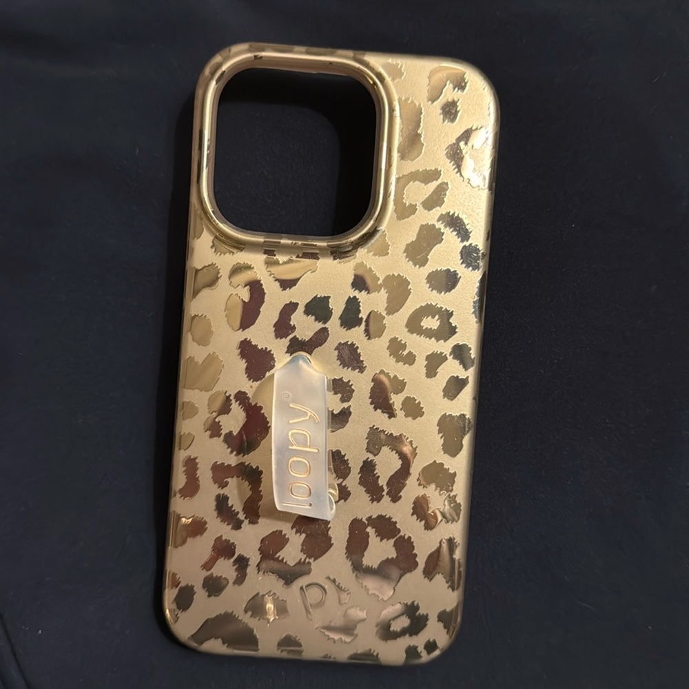 Loopy leopard 15 pro case